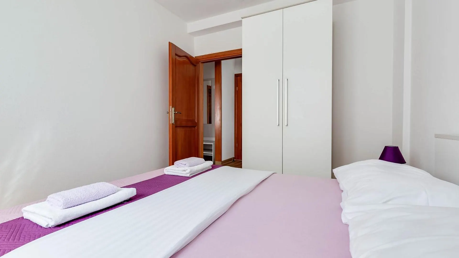 Διαμέρισμα Apartmani Pocrnic Pakoštane