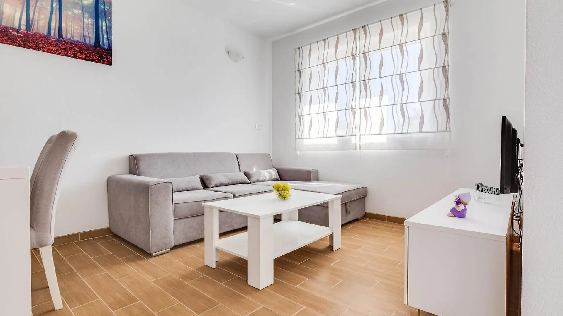 Apartmani Pocrnic Pakoštane 0*,