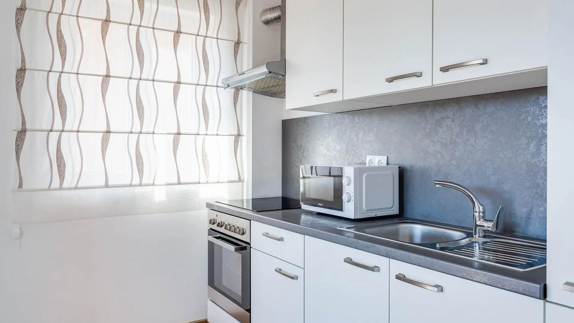 Apartmani Pocrnic Pakoštane Διαμέρισμα